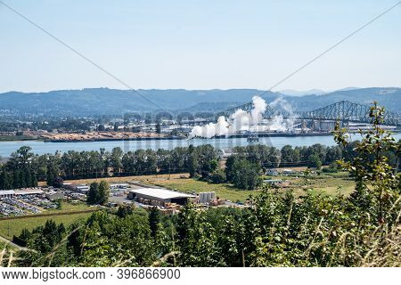 Longview, Washington - July 31, 2020: Lookout Vista Point Of The Columbia River And The Lewis And Cl