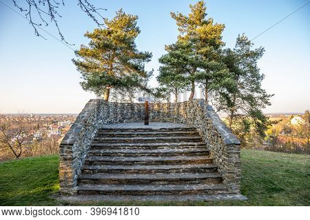 Pichora Marcomanni Burial Ground South Of Dobrichov In The Kolin Region Czech Republic. Archaeologic