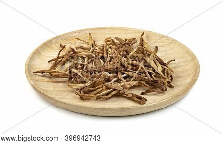 Day Lily Or Hemerocallis Lilioasphodelus In Wooden Dish Isolated On White Background