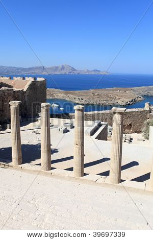 Colonne dei Propilei dell'Acropoli di Lindos