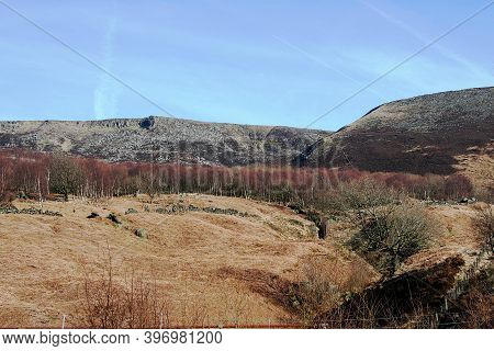 Peak District National Park, Glossop. Landscape View Of Dramatic Rugged Hills, And Steep Slopes. Bea