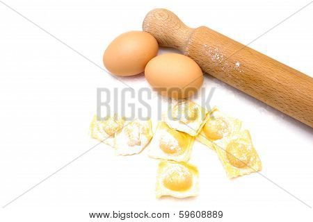 Ravioli with rolling pin