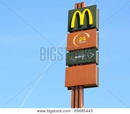 Mcdonalds Signs