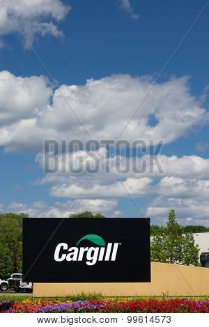Cargill Corporate Headquarters And Sign