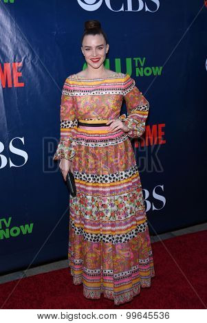 LOS ANGELES - AUG 10:  Renee Felice Smith arrives to the Summer 2015 TCA's - CBS, The CW & Showtime  on August 10, 2015 in West Hollywood, CA                