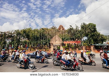 Nha Trang, Vietnam - Circa February 2015 - Vietnamese Traffic On Lunar New Year Festival In Pagoda P