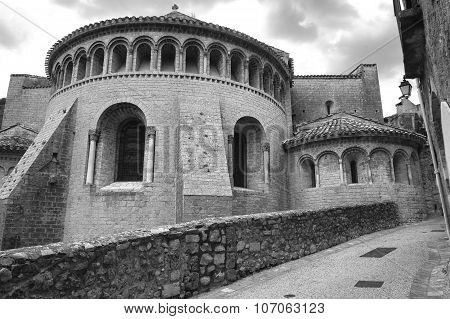 Saint-guilhem-le-desert (france)