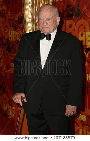 LOS ANGELES - SEP 20:  Ed Asner at the HBO Primetime Emmy Awards After-Party at the Pacific Design Center on September 20, 2015 in West Hollywood, CA