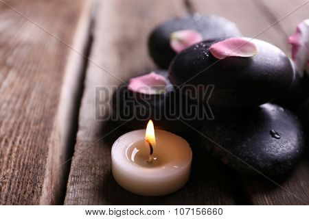 Beautiful relaxing set on wooden background, close up