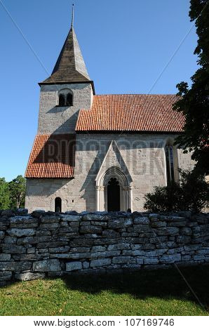 Swenden, The Little Old Church Of Bro