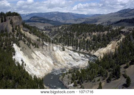 Vallée de la rivière