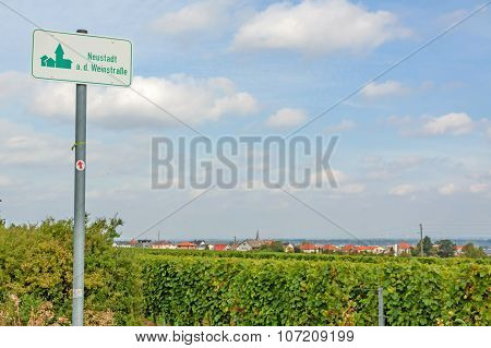 Sign Neustadt An Der Weinstrasse