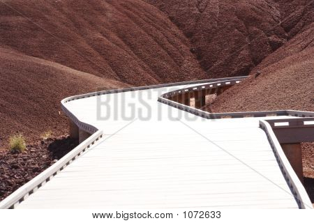 Cesta přes malované Hills