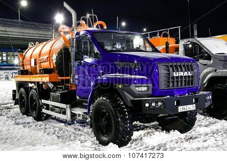 Ural 4320
