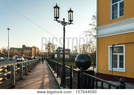 New bridge through the river Trubezh