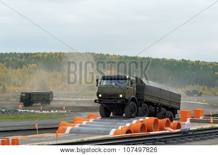 Kamaz-6350 Heavy Utility Truck Is Member Of Mustang Family