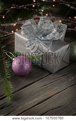 Christmas Decor On The Vintege Table