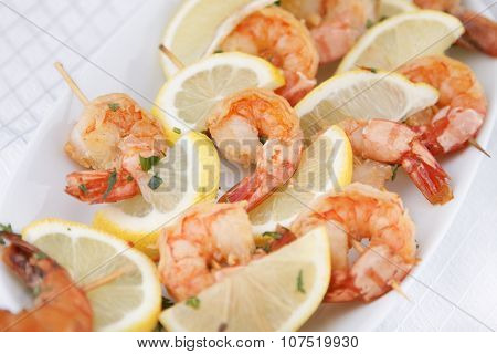 Shrimp Scampi Skeweres with Souce