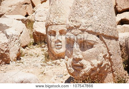 Antique Statues On Top Of Nemrut Mountain, Turkey