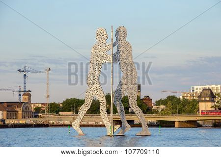 Molecule Man