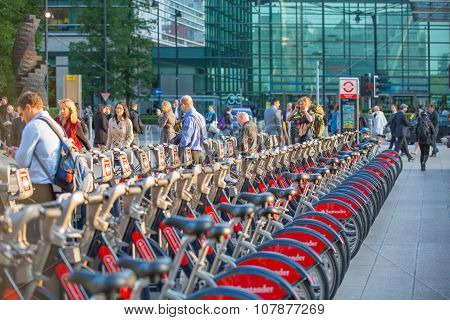LONDON, UK - SEPTEMBER 9, 2015: Bike parking line in Canary Wharf