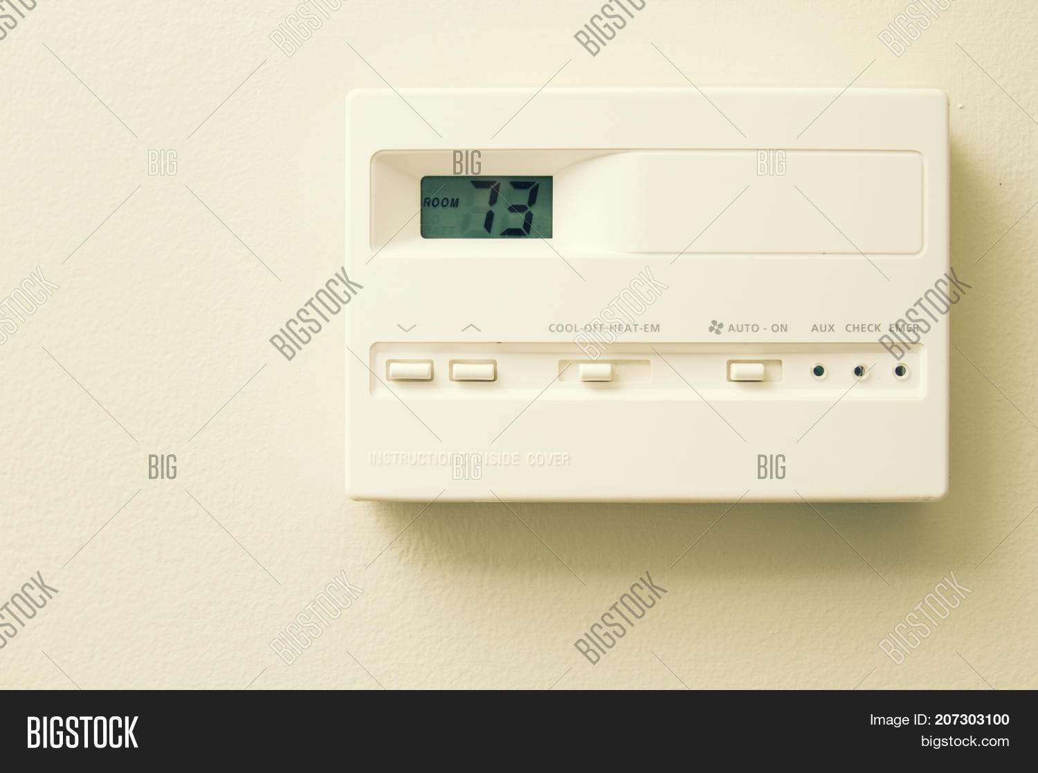 Thermostat Temp Gauge Image & Photo (Free Trial) Bigstock