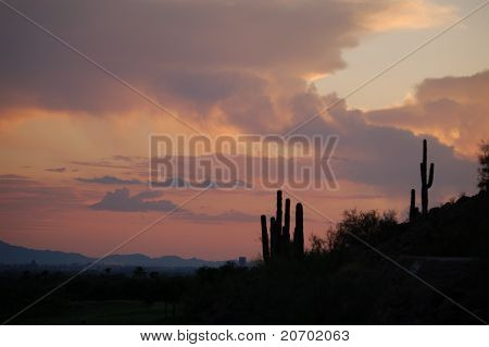 Zachód słońca nad Camelback Mountain