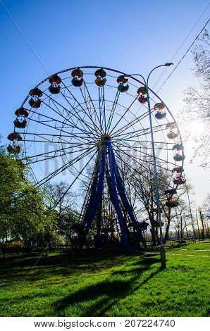 Ferris Wheel In A City Park. Kremenchug, Ukraine