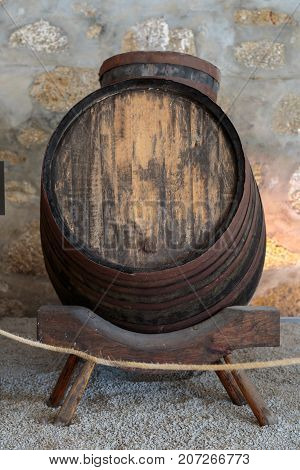 Big Oak Barrel in Horizontal Position, Beverage Theme