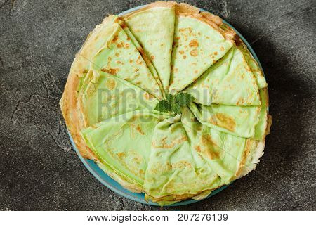 Japaneese Matcha Crepes With Mint