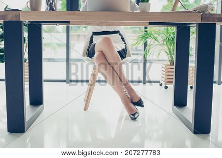 Close Up Cropped Photo Of Attractive Legs Of The Elegant Stunning Business Lady In Dark High Hills S