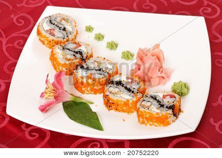 Sushi sulla piastra