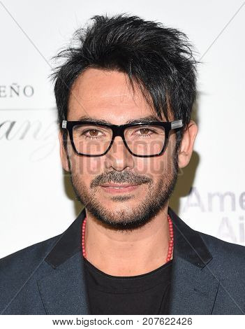 LOS ANGELES - SEP 24:  Beto Cuevas arrives for the 'El Sueno De Esperanza' Celebration on September 24, 2017 in Hollywood, CA                