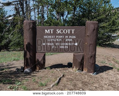 Mt Scott Trail Head Sign at trailhead in Crater Lake