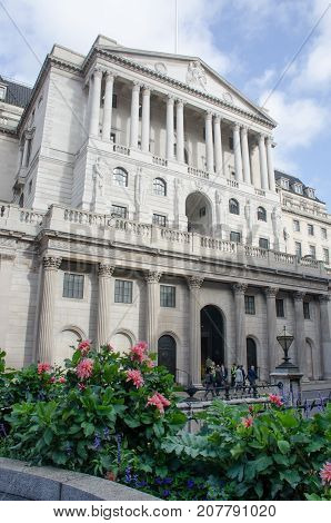 London United Kingdom -2 October 2017: Bank of England with street in Foreground