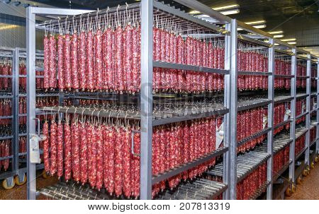 Refrigerated warehouse for storing meat and sausage products