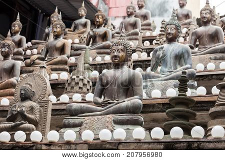 Gangaramaya Temple In Colombo