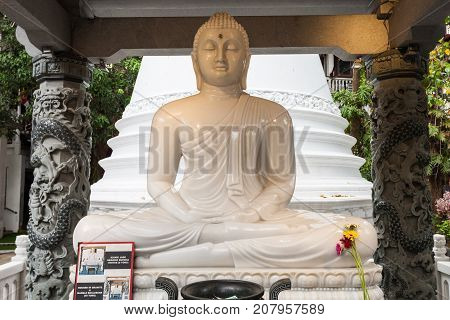 Gangaramaya Temple In Colombo