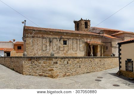 Church Of Santiago Apostol In Belvis De Monroy
