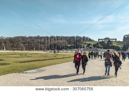 Viena, Austria - March 18, 2019: View Of The People Walking On The Territory Of The Schonbrunn Palac