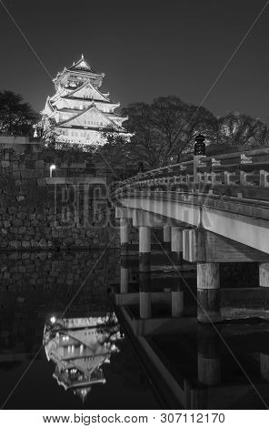 Night Scene Of Historical Landmark Osaka Castle In Japan