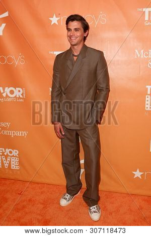 NEW YORK - JUN 17: Antoni Porowski attends the 2019 TrevorLIVE New York Gala at Cipriani Wall Street on June 17, 2019 in New York City. 