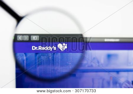 New York, New York State, Usa - 18 June 2019: Illustrative Editorial Of Dr Reddys Laboratories Websi