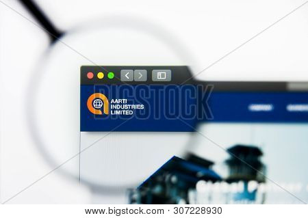 New York, New York State, Usa - 19 June 2019: Illustrative Editorial Of Aarti Industries Website Hom