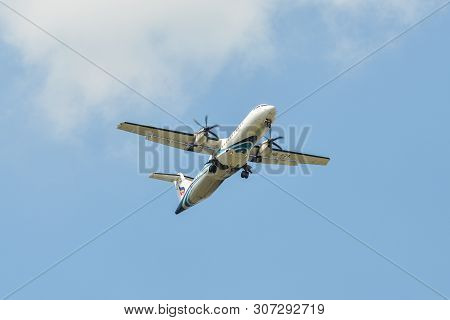 Bangkok, Thailand - Apr 21, 2018. Hs-pza Bangkok Airways Atr 72-600 Landing At Bangkok Suvarnabhumi 
