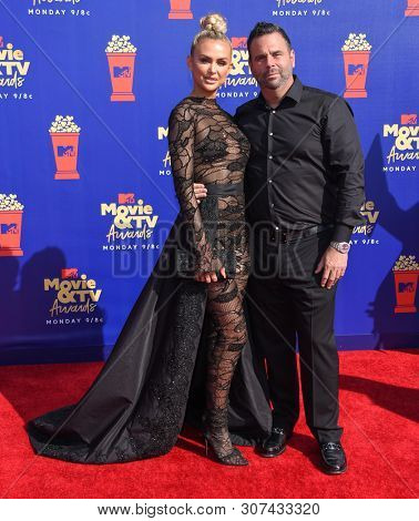 LOS ANGELES - JUN 15:  Lala Kent and Randall Emmett arrives for the MTV Movie & TV Awards 2019 on June 15, 2019 in Santa Monica, CA