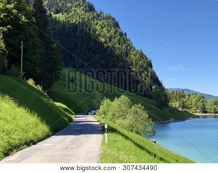 Road And Walk Through The Wagital Valley And By The Wagitalersee Or Waegitalersee Alpine Lake, Inner