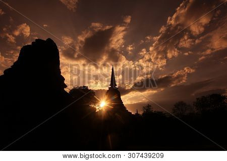 Asia Thailand Sukhothai Temple Wat Chang Lom