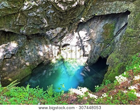The Cave And The Source Hundsloch By The Alpine Lake Wagitalersee Or Waegitalersee, Innerthal - Cant