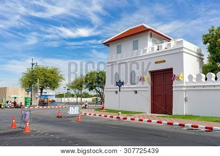 Bangkok, Thailand - June 6, 2019 : Thanon Thai Wang Street Back Side Of Wat Phra Kaew And Grand Pala